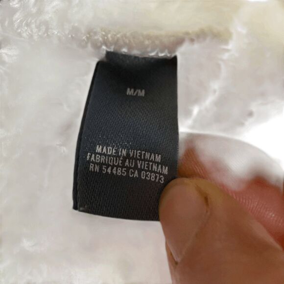 Aerie snow white faux sherpa sweater medium - Picture 9 of 11